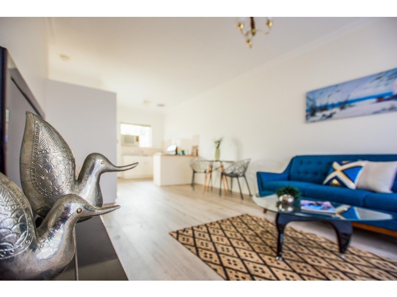 2/7 Jedma Grove, Glenelg North SA 5045