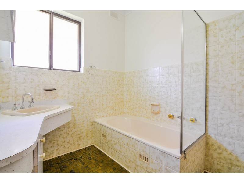 1 Parsons Avenue, Morphett Vale SA 5162