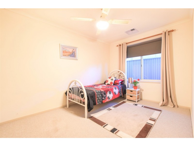 57 Cambridge Street, Port Noarlunga South SA 5167