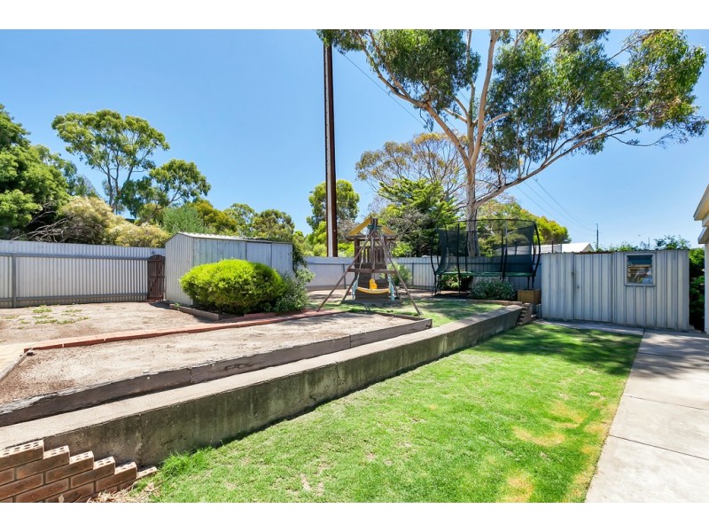 31 Moncur Street, Woodcroft SA 5162