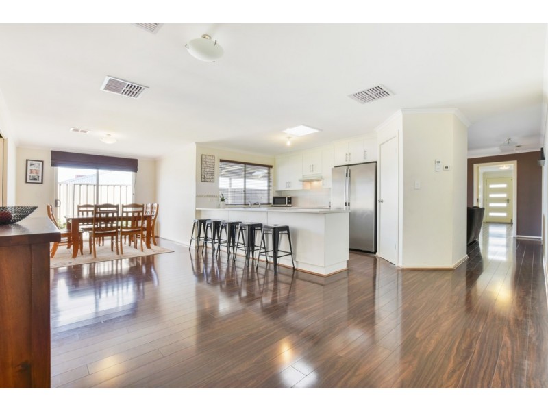 19 Islington Drive, Sheidow Park SA 5158