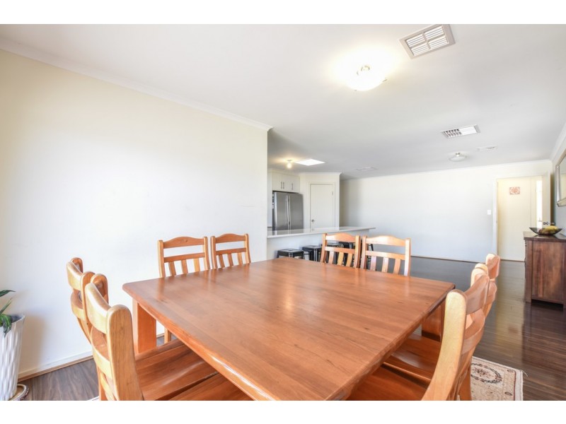 19 Islington Drive, Sheidow Park SA 5158