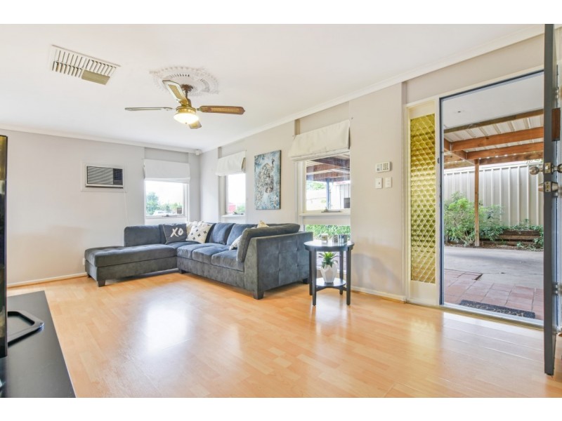 5 Daphne Court, Morphett Vale SA 5162