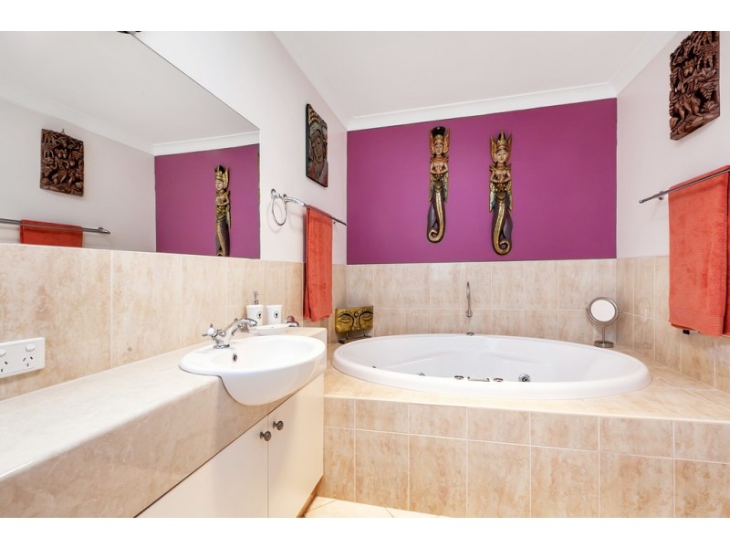 6 Stanford Glen, Seaford Rise SA 5169