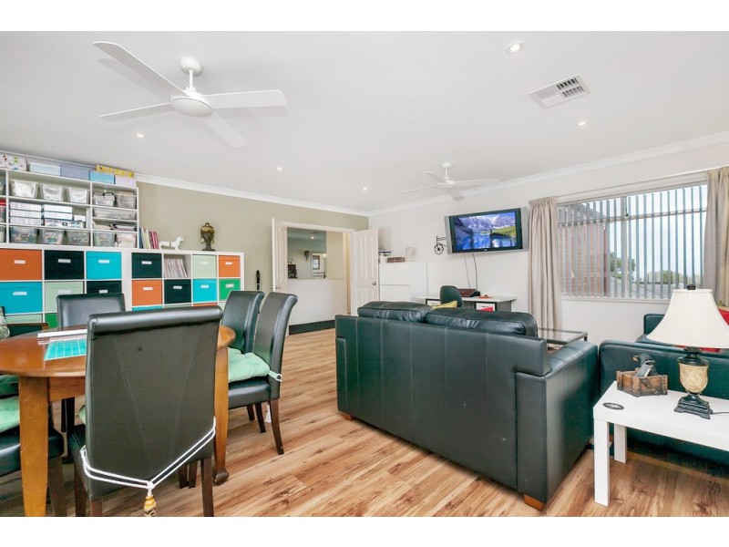 6 Stanford Glen, Seaford Rise SA 5169