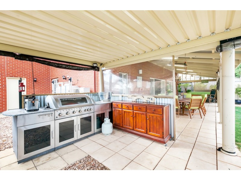 6 Stanford Glen, Seaford Rise SA 5169