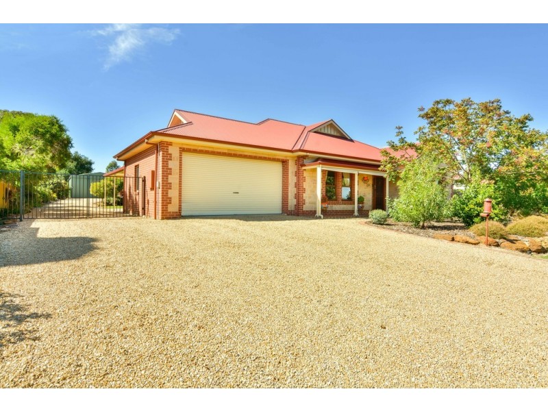 22 Kernick Avenue, Willunga SA 5172