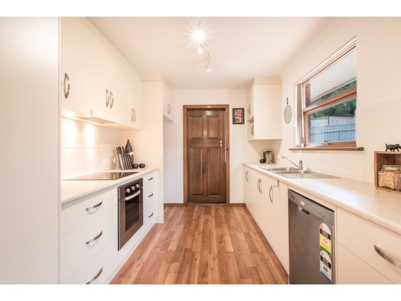 31 Torrens Street, Happy Valley SA 5159