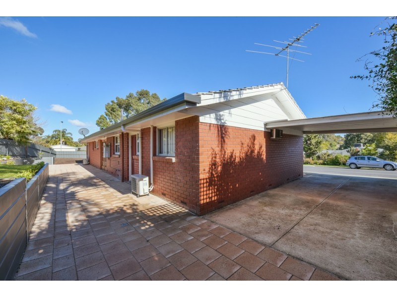 31 Torrens Street, Happy Valley SA 5159