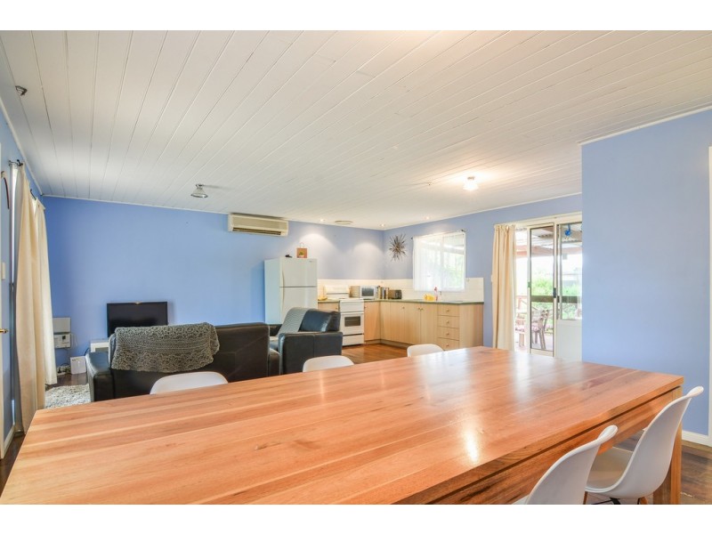 102 Main Road, Mclaren Flat SA 5171