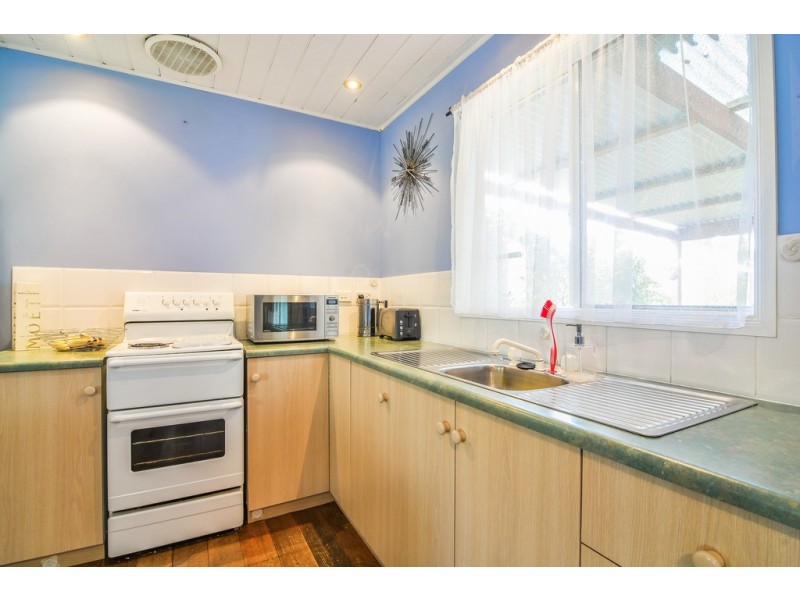 102 Main Road, Mclaren Flat SA 5171