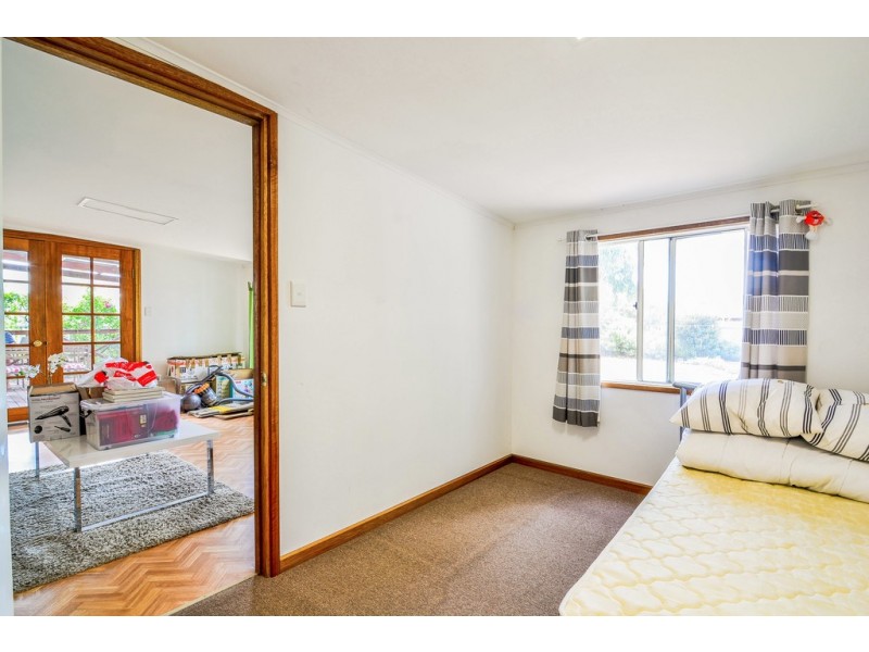 102 Main Road, Mclaren Flat SA 5171