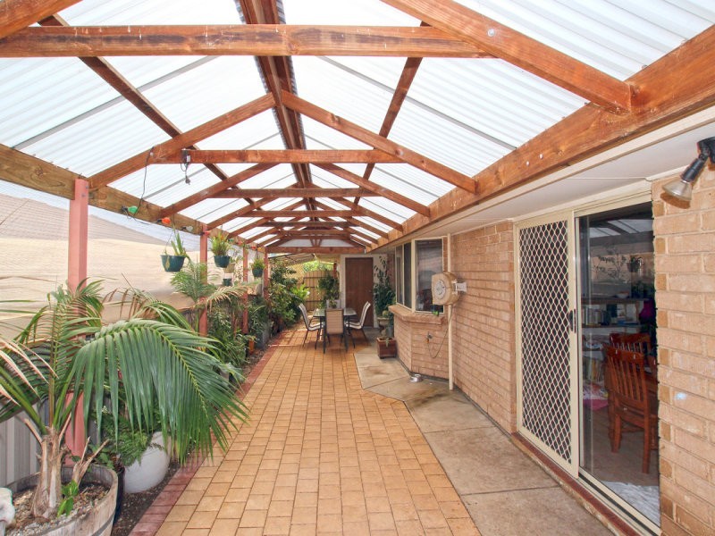 51 Talladira Way, Woodcroft SA 5162