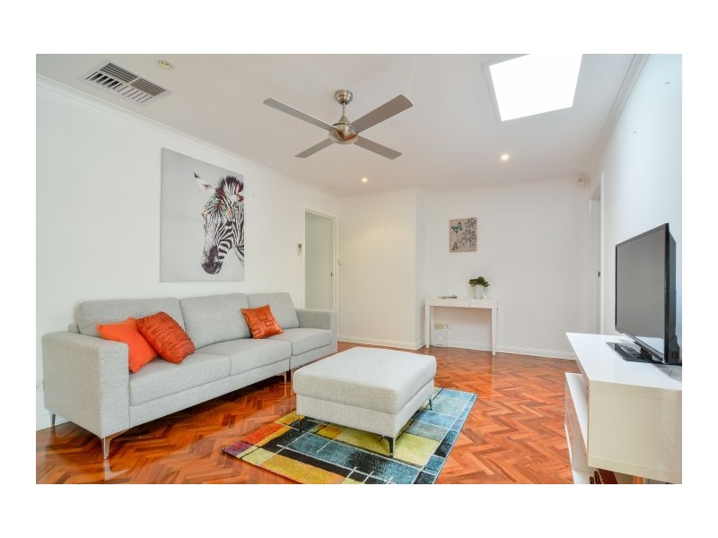 5 Equestrian Drive, Woodcroft SA 5162