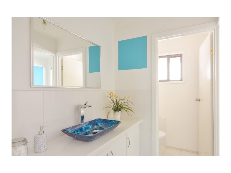 5 Equestrian Drive, Woodcroft SA 5162