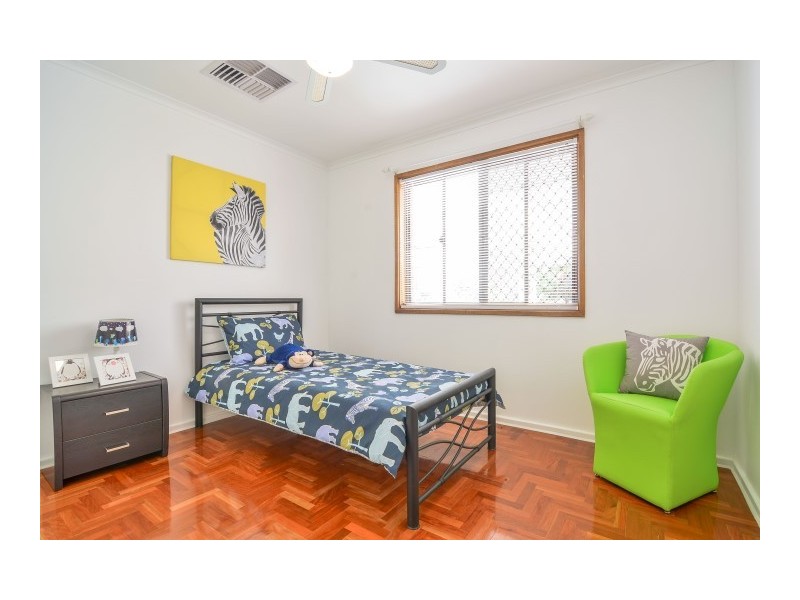 5 Equestrian Drive, Woodcroft SA 5162