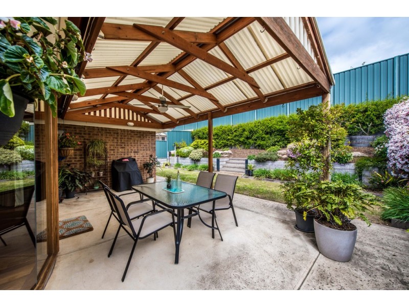 21 Pinnacle Crescent, Flagstaff Hill SA 5159