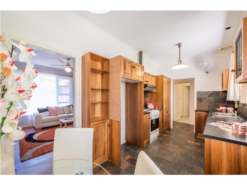 23 Minchinbury Terrace, Marion SA 5043