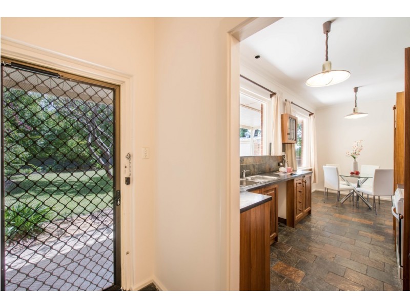 23 Minchinbury Terrace, Marion SA 5043