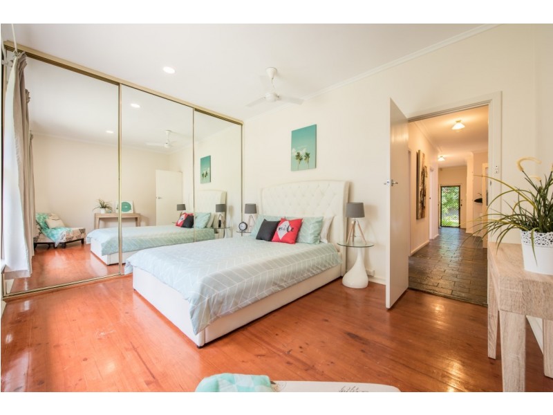 23 Minchinbury Terrace, Marion SA 5043
