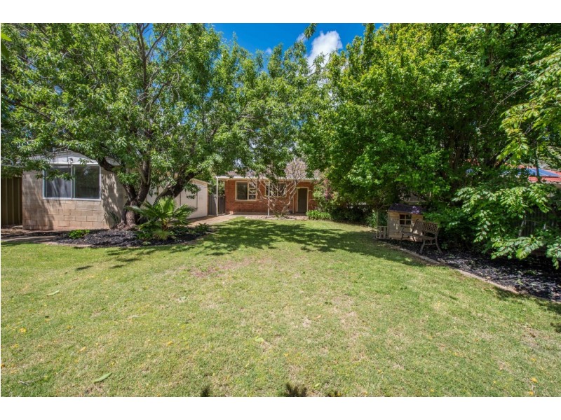 23 Minchinbury Terrace, Marion SA 5043