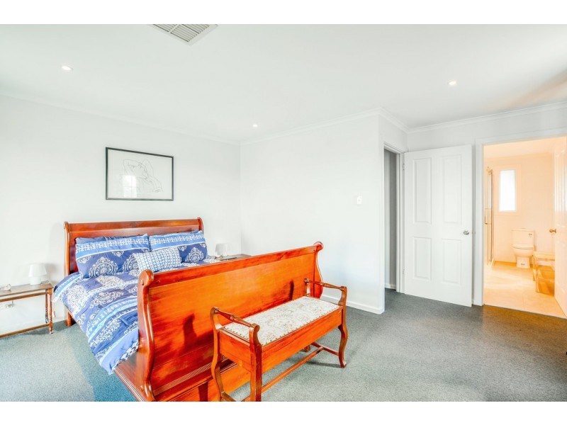 46 Apollo Drive, Hallett Cove SA 5158
