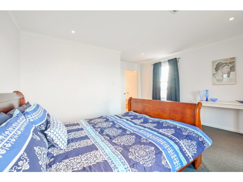 46 Apollo Drive, Hallett Cove SA 5158