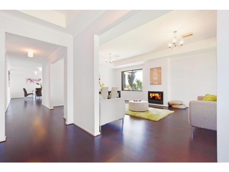 18 Beachport Road, Seaford Rise SA 5169