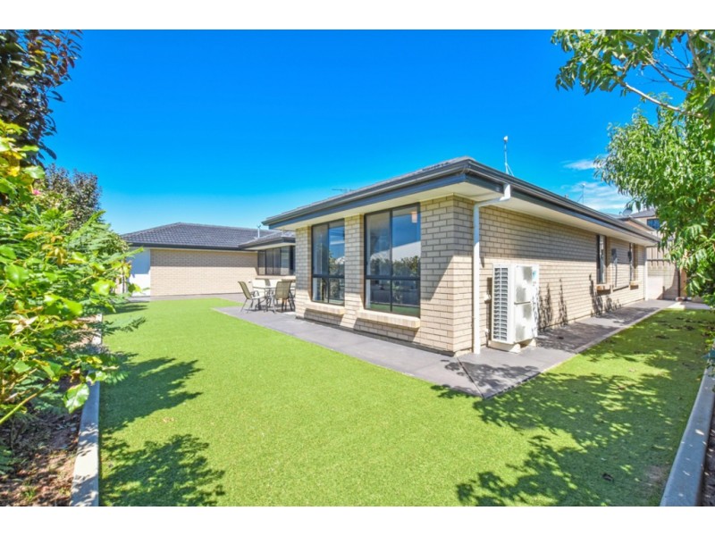 18 Beachport Road, Seaford Rise SA 5169