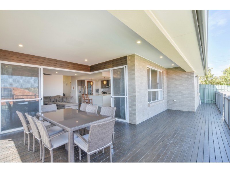 11 Thomas Way, Hallett Cove SA 5158