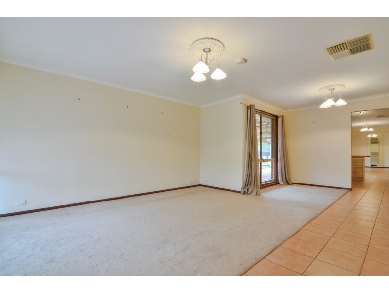 7 Greenfield Rise, Aberfoyle Park SA 5159