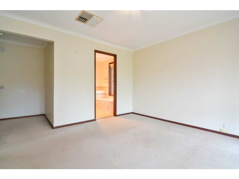 7 Greenfield Rise, Aberfoyle Park SA 5159