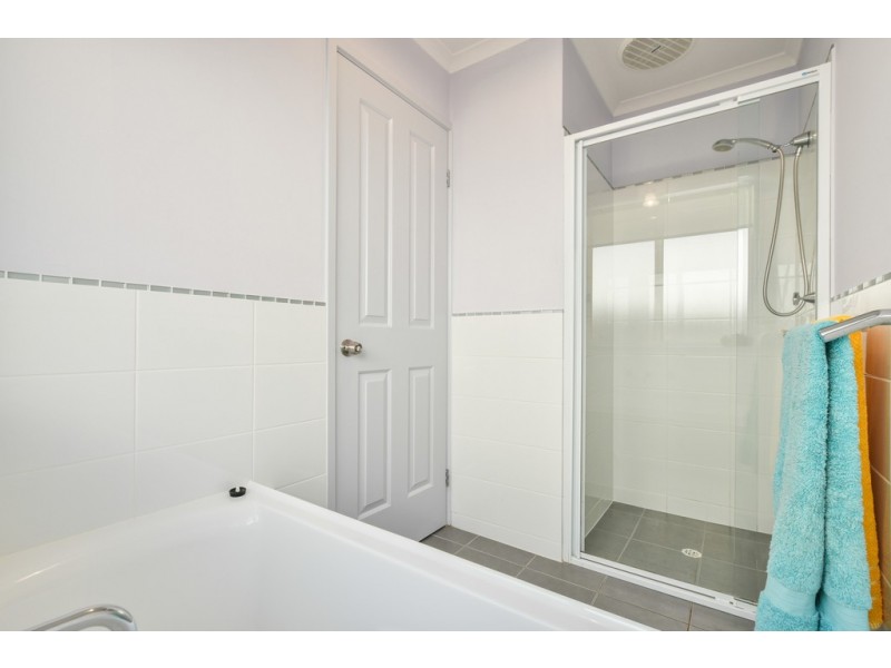 11 Maplewood Court, Flagstaff Hill SA 5159