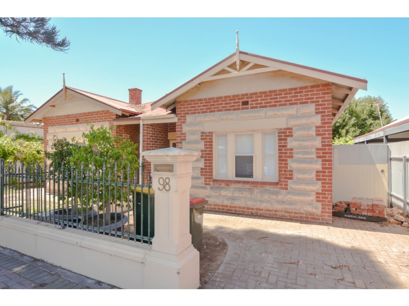 98 Brighton Road, Glenelg East SA 5045