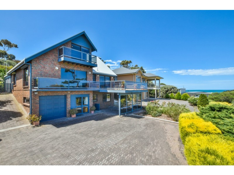 16 Adare Avenue, Mccracken SA 5211