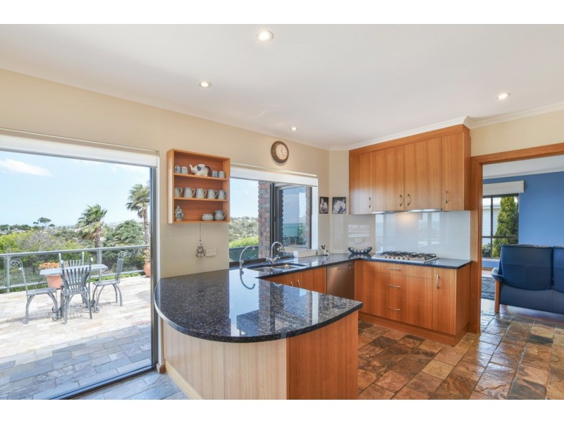16 Adare Avenue, Mccracken SA 5211