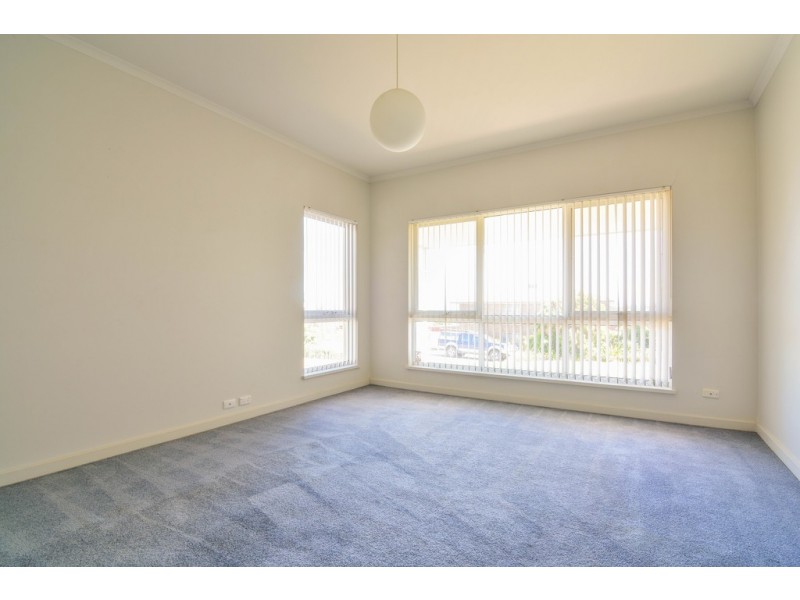 3 Admella Court, Hallett Cove SA 5158