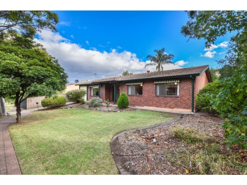 2 Dewvale Road, O’halloran Hill SA 5158