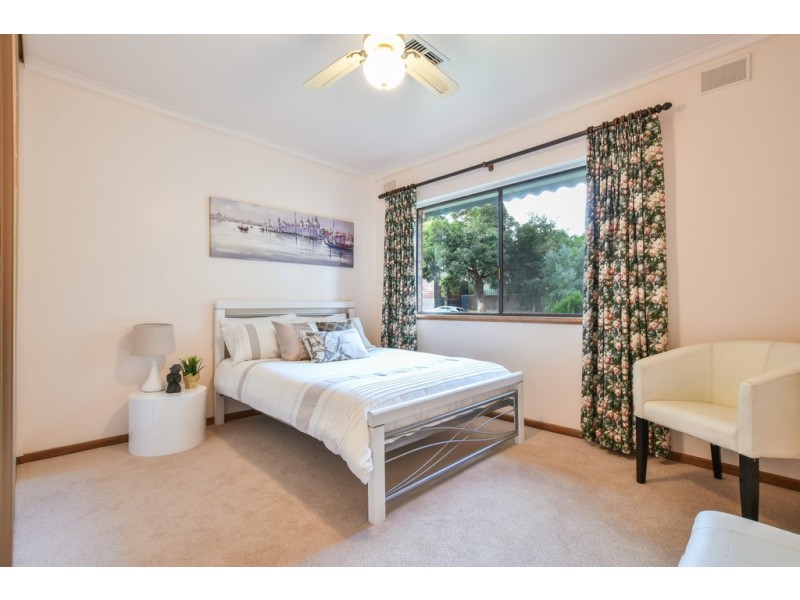 2 Dewvale Road, O’halloran Hill SA 5158