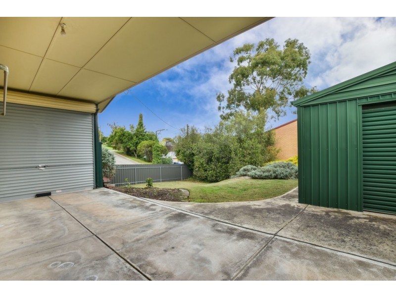 2 Dewvale Road, O’halloran Hill SA 5158