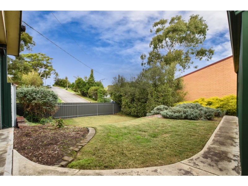 2 Dewvale Road, O’halloran Hill SA 5158