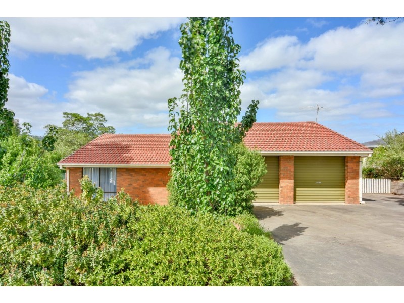21 Daveys Road, Flagstaff Hill SA 5159