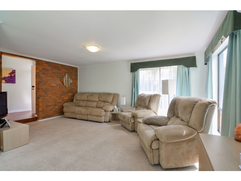 21 Daveys Road, Flagstaff Hill SA 5159