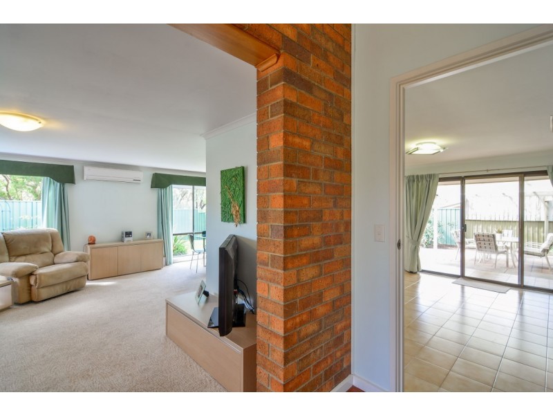 21 Daveys Road, Flagstaff Hill SA 5159