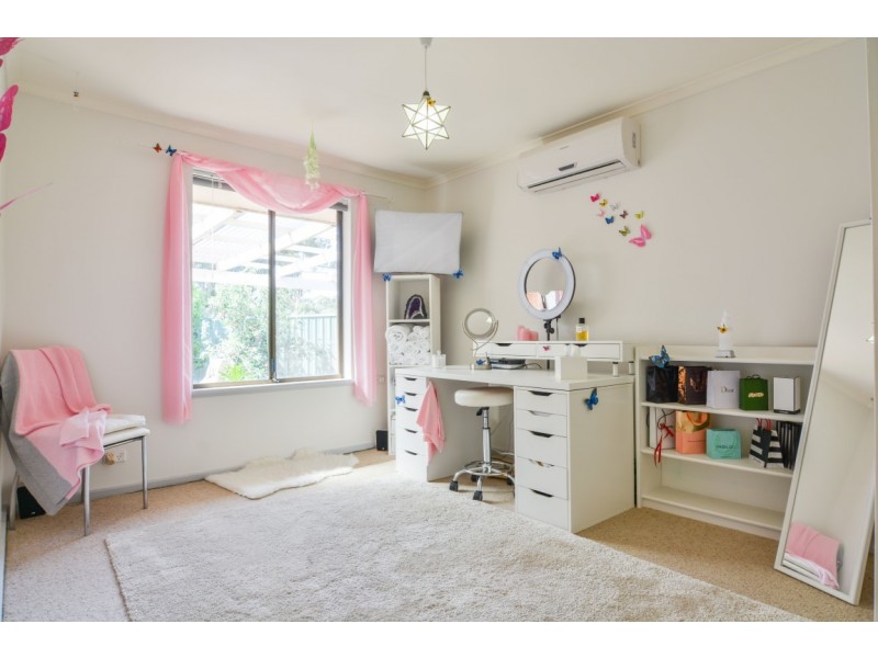 21 Daveys Road, Flagstaff Hill SA 5159