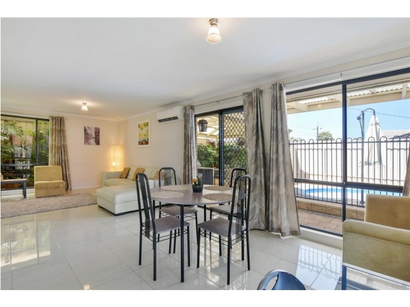 1 Suzanne Avenue, Morphett Vale SA 5162