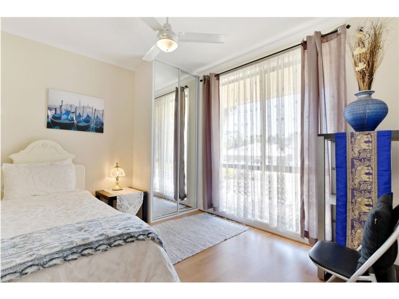 1 Suzanne Avenue, Morphett Vale SA 5162