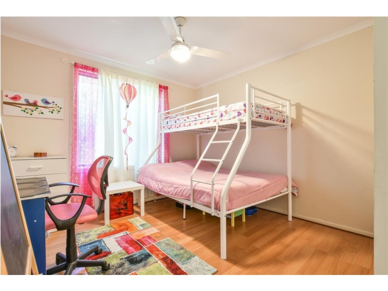 1 Suzanne Avenue, Morphett Vale SA 5162