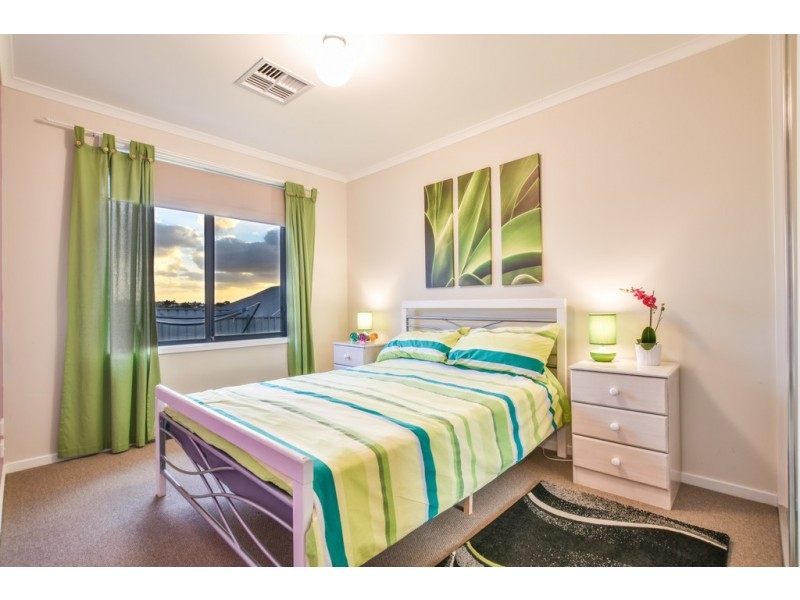 13 Tennyson Street, Seaford Rise SA 5169