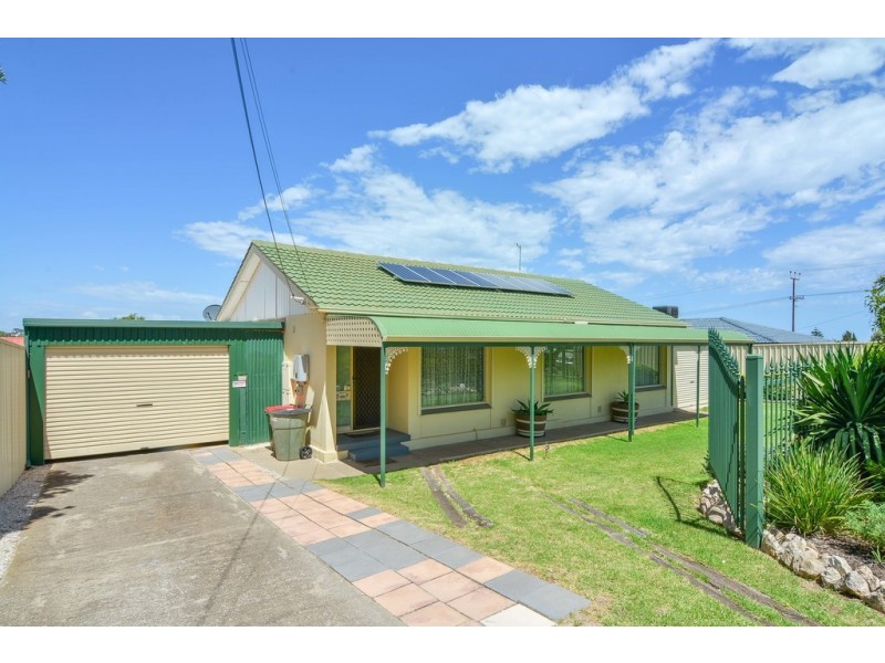 4 Moorong Road, O’sullivan Beach SA 5166